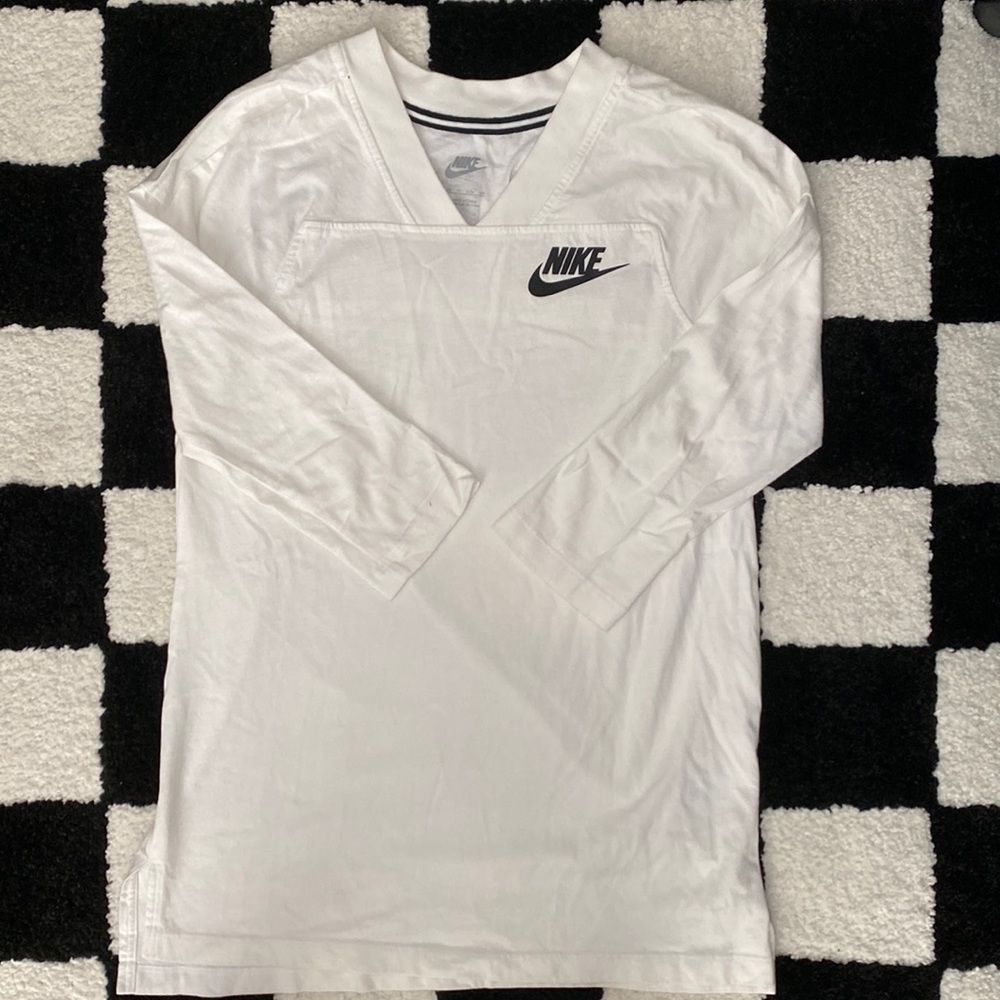 Nike shirts. Size xsmall. In great condition.